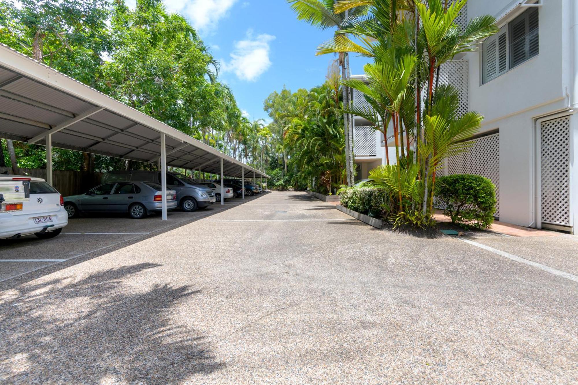 Coral Apartments Port Douglas Eksteriør billede