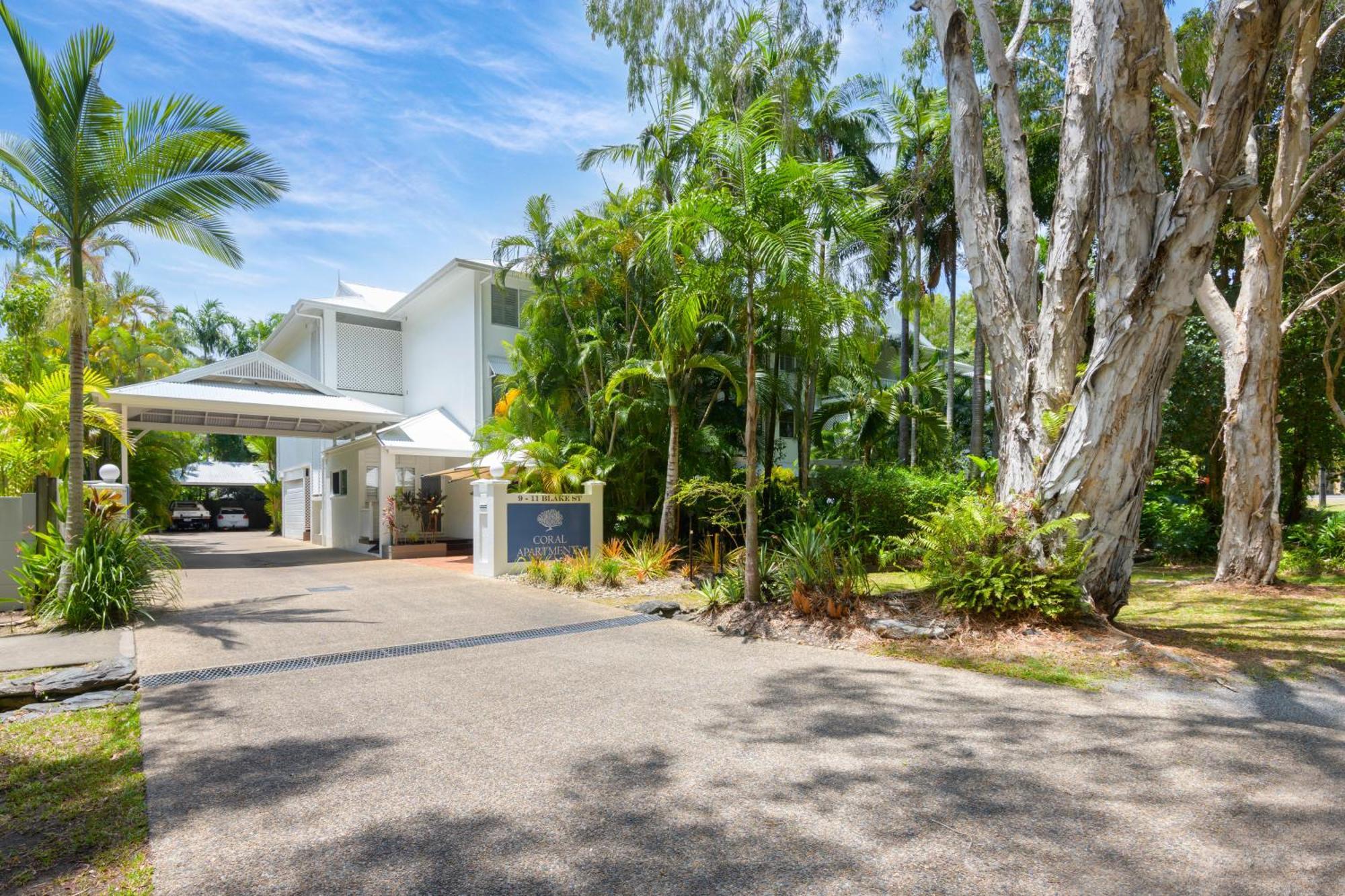 Coral Apartments Port Douglas Eksteriør billede